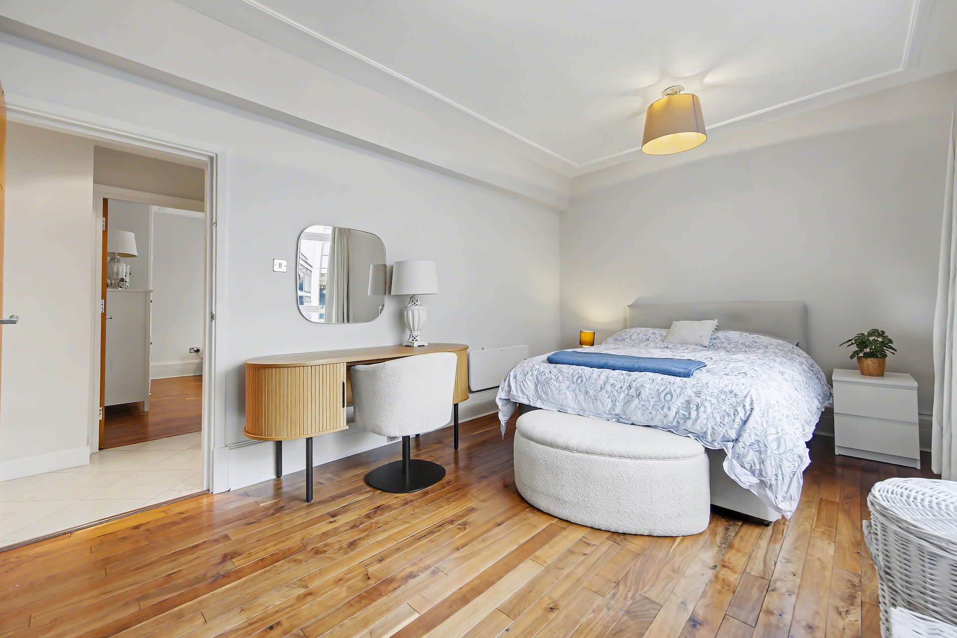 Flat 7, 42 Meridien House W1H 5QL-4