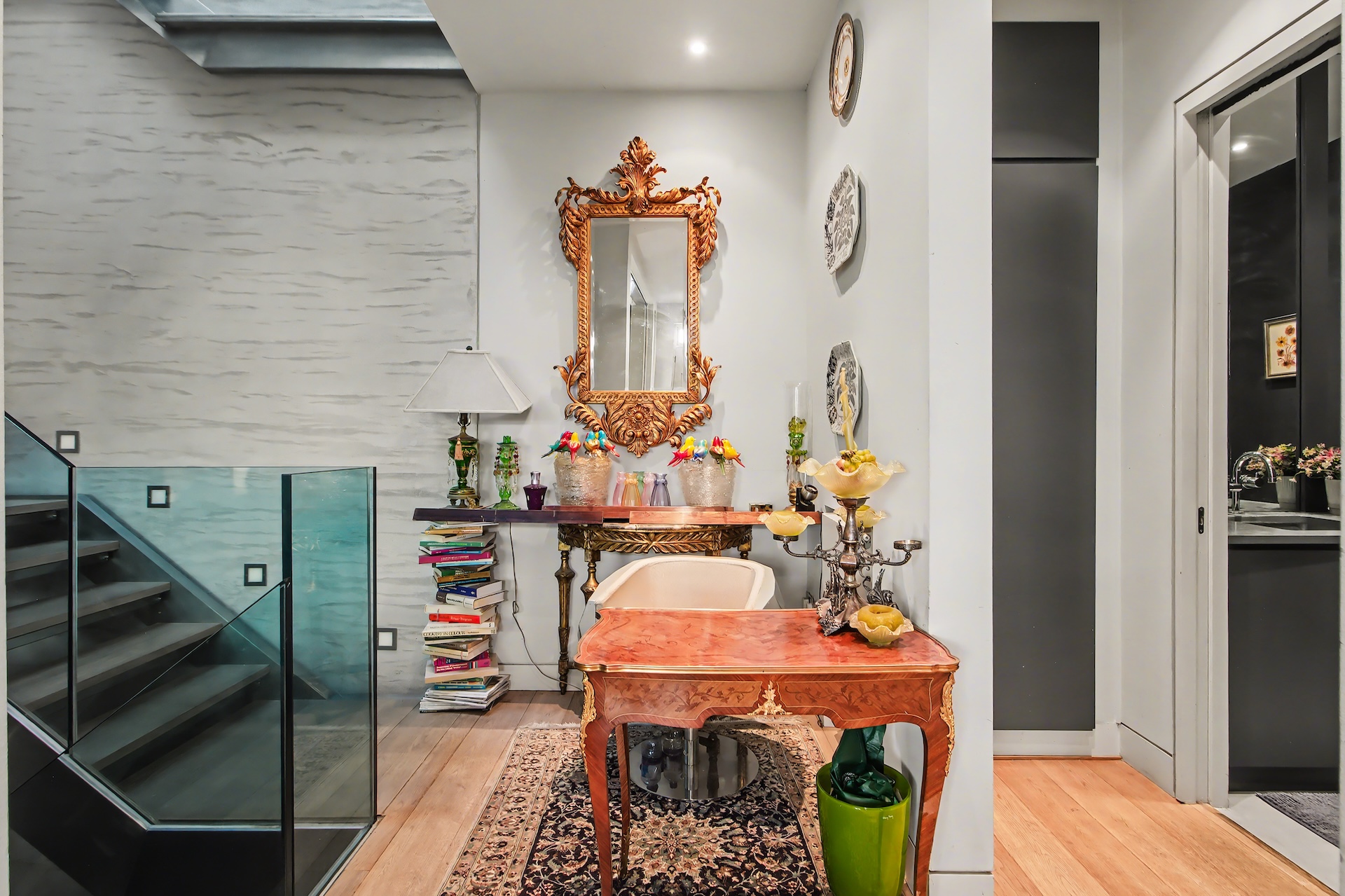 19 Ennismore Mews SW7 1AP-10
