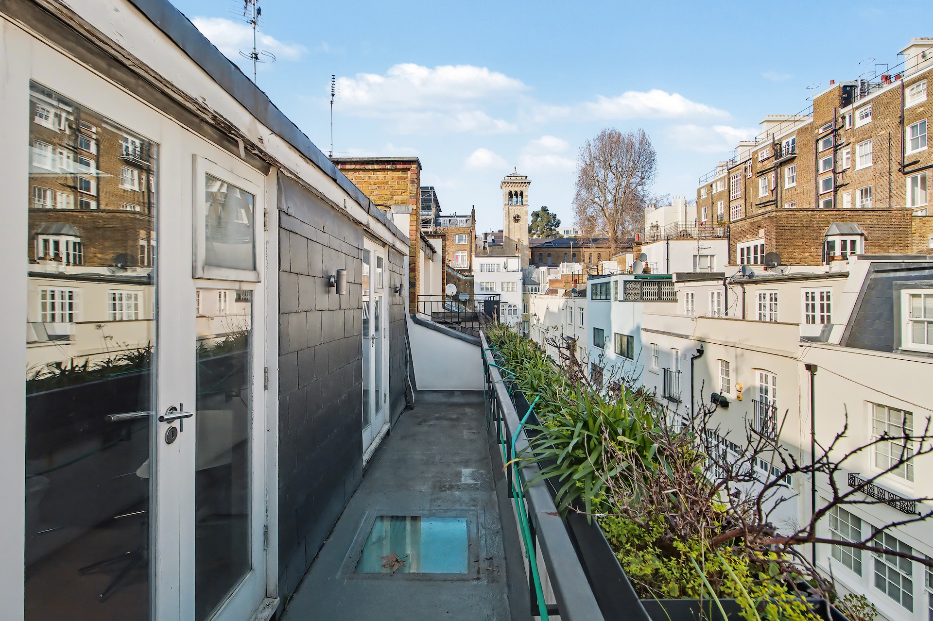 19 Ennismore Mews SW7 1AP-13